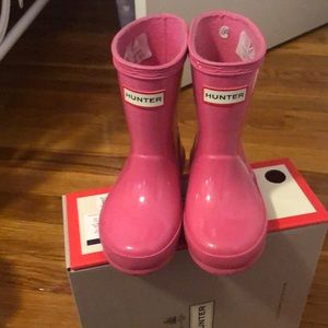 Pink Hunter boots. Size 6
